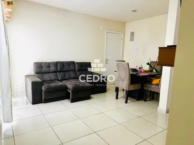 Apartamento Com 2 Quartos Em Uvaranas