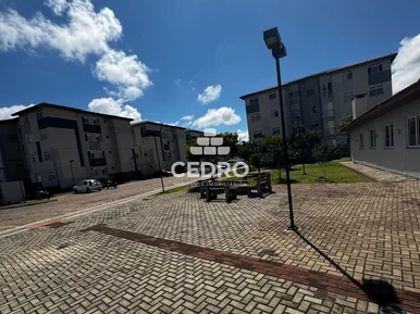 Apartamento Com 2 Quartos Em Uvaranas