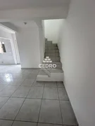 <strong>Sobrado com 2 quartos em Uvaranas</strong>