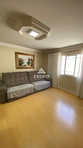 Apartamento Com 3 Quartos, Sendo 1 Suíte, No Centro