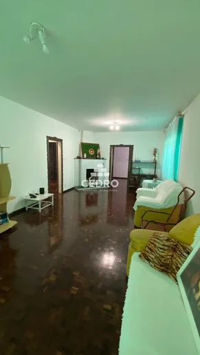 Casa Com 5 Quartos Na Vila Estrela