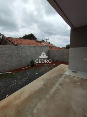 Casa Com 2 Quartos No Contorno