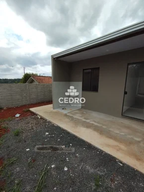 Casa Com 2 Quartos No Contorno