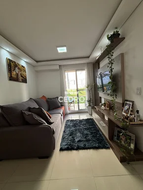 Apartamento Semimobiliado Com 2 Quartos Em órfãs