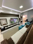 <strong>Apartamento com 3 quartos, sendo 1 suíte, em Órfãs</strong>