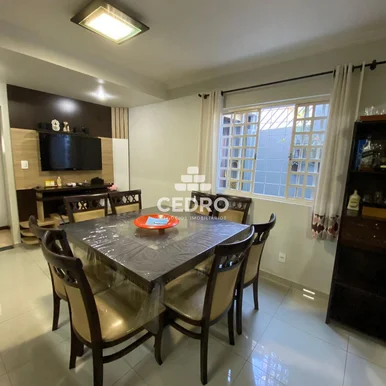 Sobrado Com 3 Quartos, Sendo 1 Suíte, Na Vila Estrela