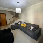 <strong>Sobrado com 3 quartos, sendo 1 suíte, na Vila Estrela</strong>