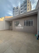 <strong>Casa com 3 quartos, sendo 1 suíte, em Órfãs</strong>