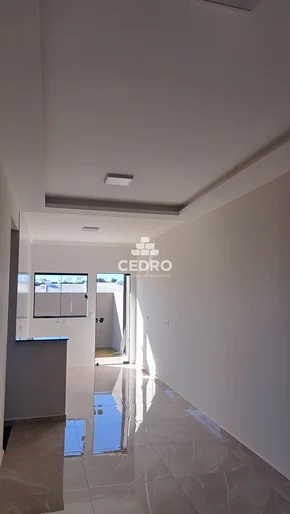 <strong>Casa com 3 quartos, sendo 1 suíte, no Cará Cará</strong>