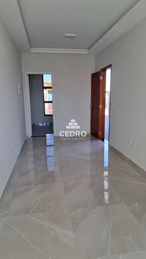 Casa Com 3 Quartos, Sendo 1 Suíte, No Cará Cará