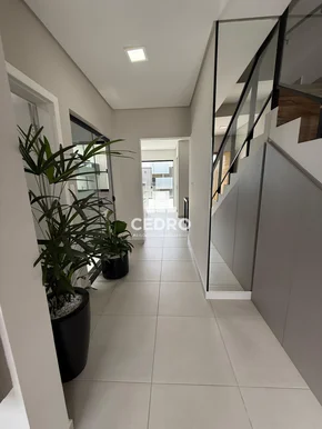 <strong>Sobrado com 3 quartos, sendo 1 suíte, no Boa Vista</strong>