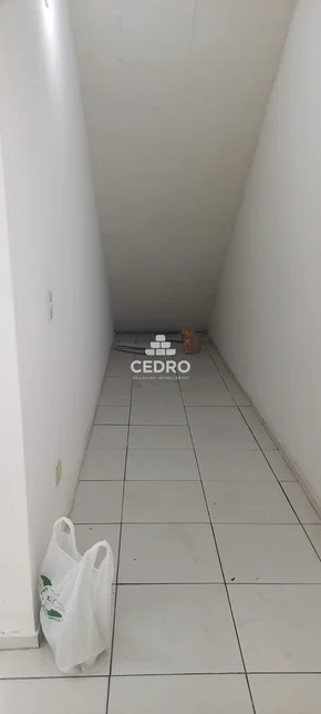 Barracão Com 250m² Em Oficinas