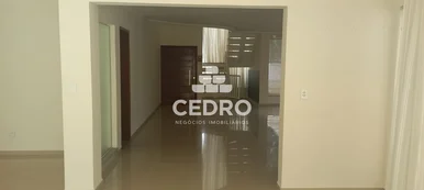 Sobrado Com 3 Quartos, Sendo 1 Suíte, No Neves