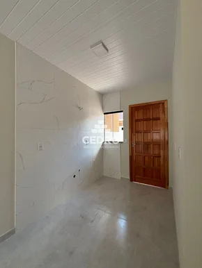 Casa Com 2 Quartos Em Oficinas