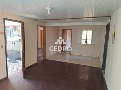 Casa Com 3 Quartos No Contorno