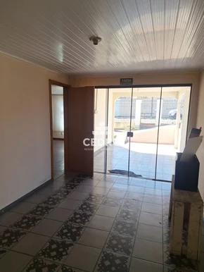 Casa Com 3 Quartos No Contorno