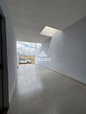 <strong>Casa com 3 quartos, sendo 1 suíte, no Cará Cará</strong>