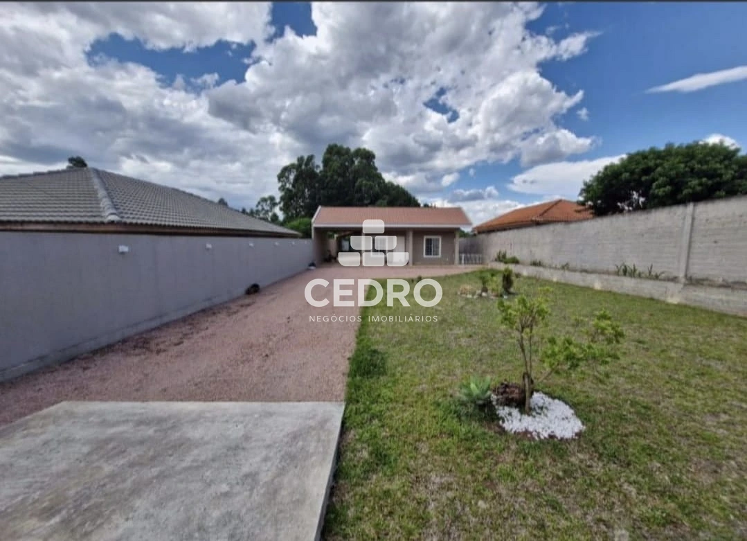 Chácara De 1350m² No Contorno