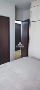 <strong>Apartamento com 3 quartos, sendo 1 suíte, na Vila Estrela</strong>