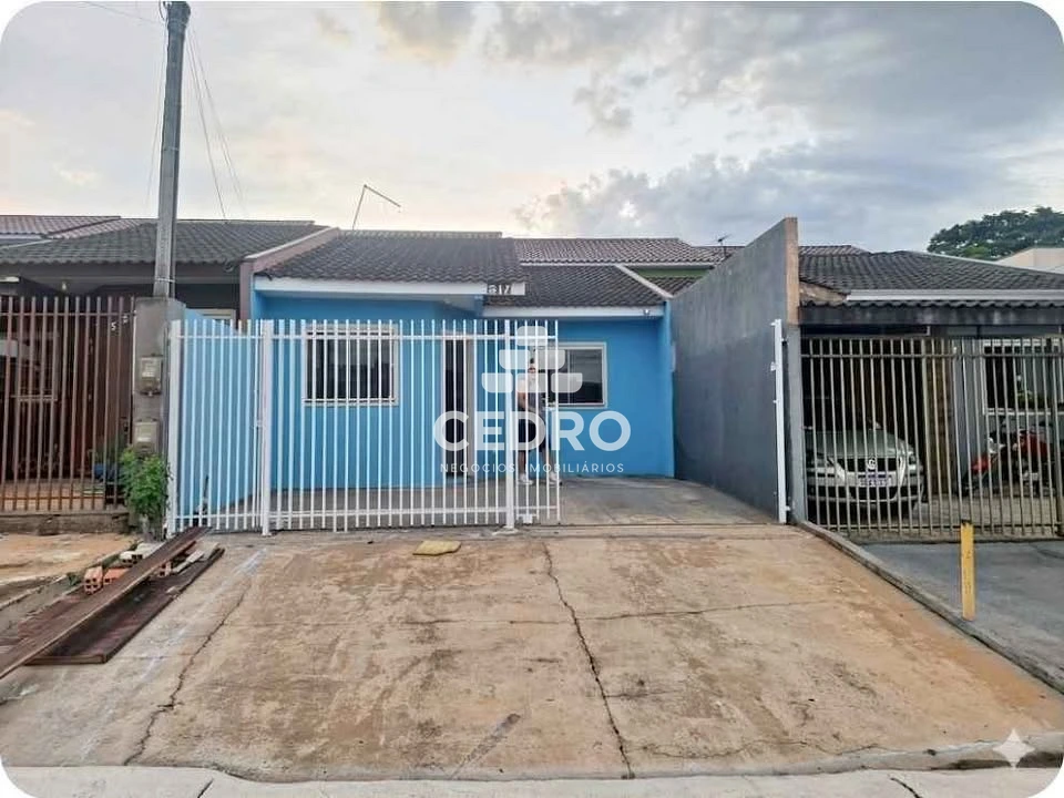 Casa Com 2 Quartos No Cará Cará