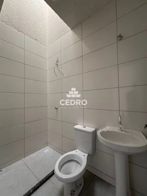 Casa Com 2 Quartos Em Uvaranas