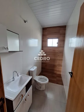Casa Com 2 Quartos No Contorno
