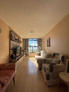 <strong>Apartamento com 3 quartos no Jardim Carvalho</strong>