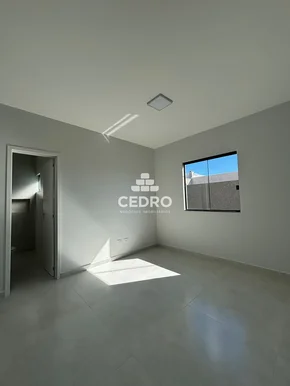 Casa Com 3 Quartos, Sendo 1 Suíte, No Cará Cará