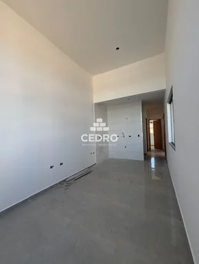 Casa Com 3 Quartos, Sendo 1 Suíte, Em Olarias