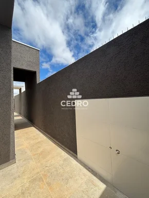Casa Com 3 Quartos, Sendo 1 Suíte, No Cará Cará