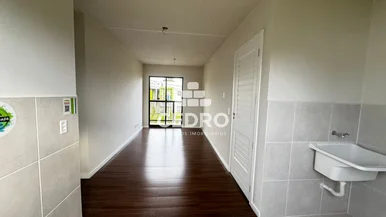 Apartamento Com 2 Quartos Em Uvaranas