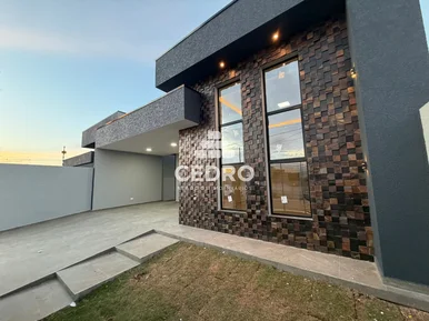 Casa Com 3 Quartos, Sendo 1 Suíte, No Cará Cará