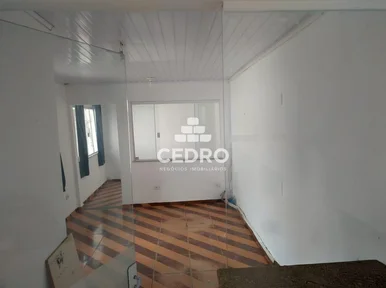 Barracão Com 360m² Na Colônia Dona Luiza