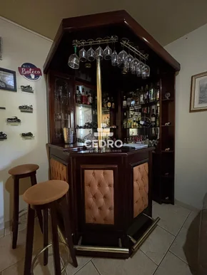 Apartamento Semimobiliado Com 3 Quartos Na Colônia Dona Luiza