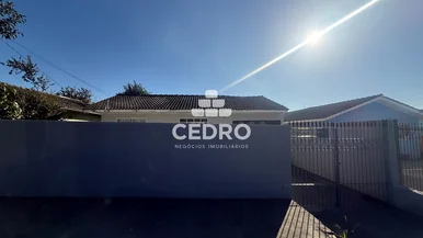 Casa Com 2 Quartos No Contorno