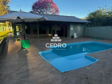 Chácara Com 3400m² No Contorno