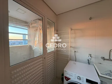 Apartamento Mobiliado Com 3 Quartos, Sendo 1 Suíte, Em Oficinas