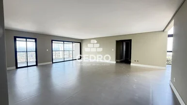 Apartamento Com 3 Quartos, 1 Suíte Master E 2 Demi-suítes Na Vila Estrela