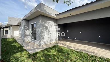 Casa Com 3 Quartos, Sendo 1 Suíte, Em órfãs