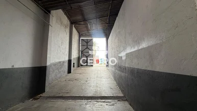 Barracão De 310m² Na Nova Russia