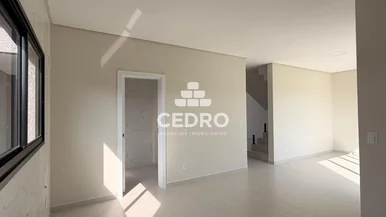 Sobrado Com 3 Quartos, Sendo 1 Suíte, No Jardim Alpha