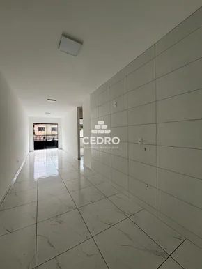 Casa Com 2 Quartos Em Uvaranas