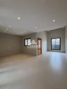 Casa com 3 quartos, sendo 1 suíte, em Uvaranas - Foto 3