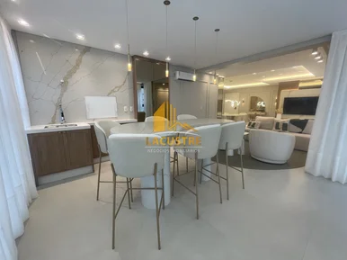 Apartamento Finamente Mobiliado Em Meia Praia, Itapema Sc.