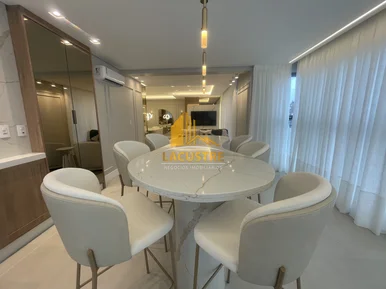 Apartamento Finamente Mobiliado Em Meia Praia, Itapema Sc.