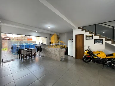 <strong>Sobrado na Vila Rio Branco, Castro PR.</strong>