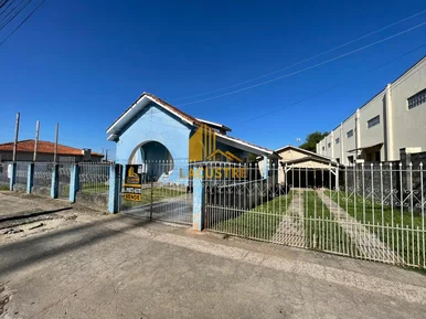 <strong>Casa, na Vila Rio Branco, Castro PR.</strong>