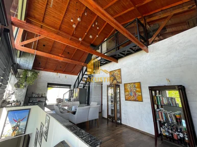 <strong>Sobrado com suíte, Lacustre, Castro PR.</strong>