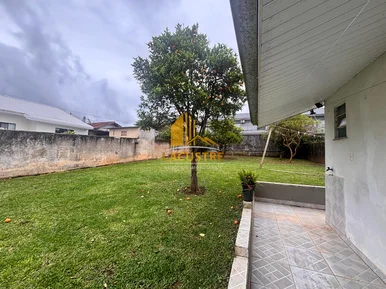 Casa padrão com 5 quartos - Foto 2