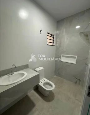 Casa à Venda No Bairro Dona Marly - Uvaranas